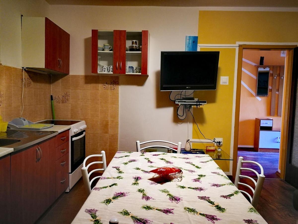 Apartments Anita Криквеница Екстериор снимка