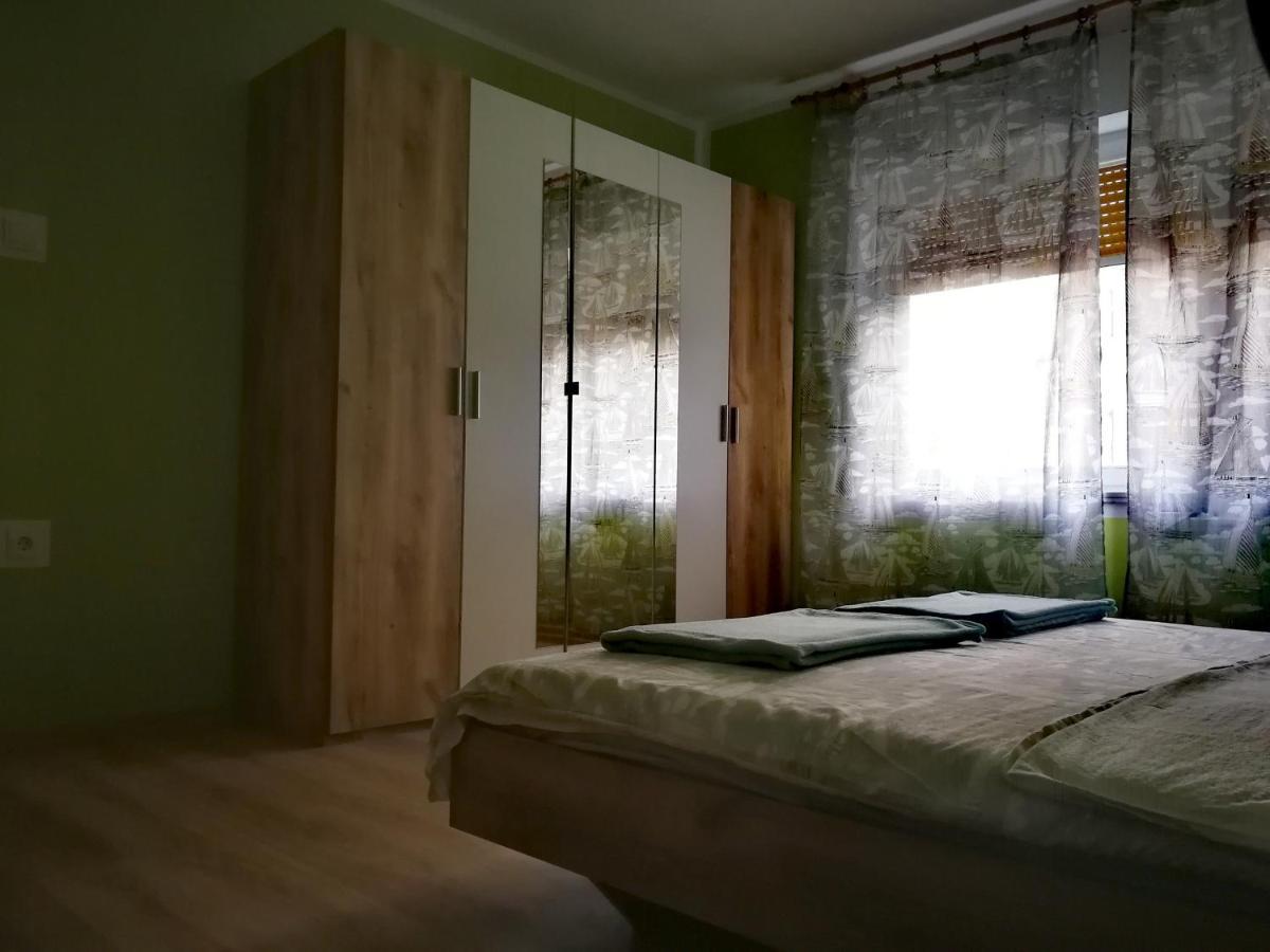 Apartments Anita Криквеница Екстериор снимка
