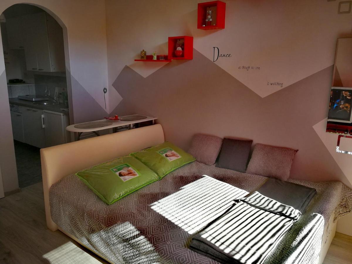 Apartments Anita Криквеница Екстериор снимка